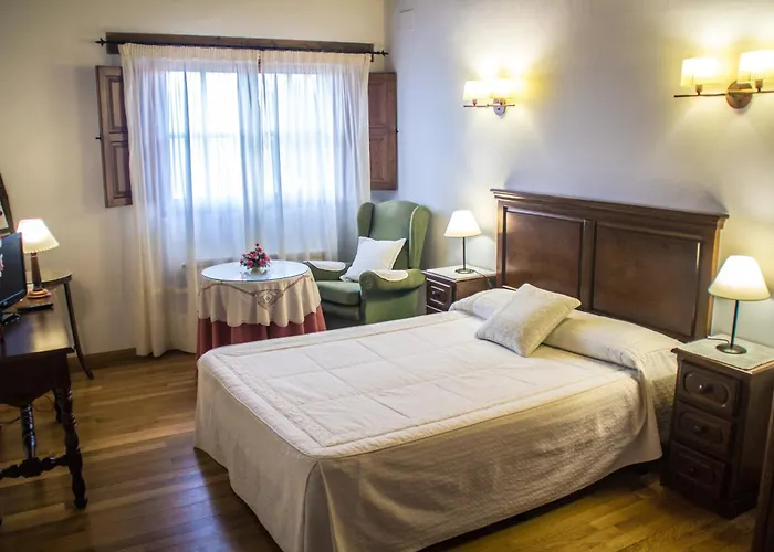 El Regajo Valle Del Jerte Эль-Торно